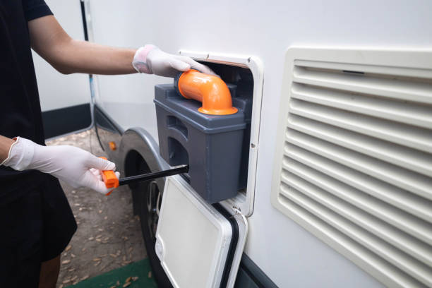 Best Porta potty delivery and setup  in Lordstown, OH
